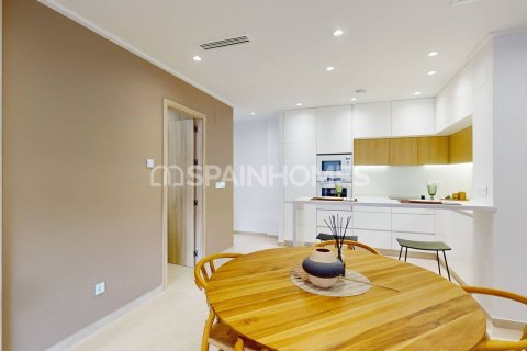 Apartment for sale in Guardamar del Segura, Alicante, Spain 3 bedrooms, 101 sq.m. No. 163010 - photo 24