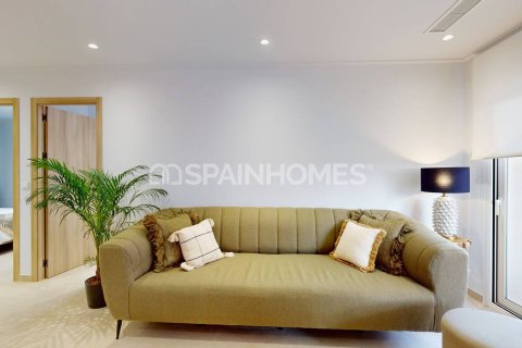 Apartment for sale in Guardamar del Segura, Alicante, Spain 3 bedrooms, 101 sq.m. No. 163010 - photo 19