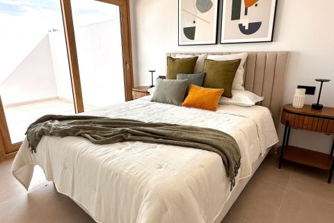 Bungalo pārdošanā Pilar de la Horadada, Alicante, Spānijā 3 istabas, 85 m2 Nr. 163013 - attēls 12