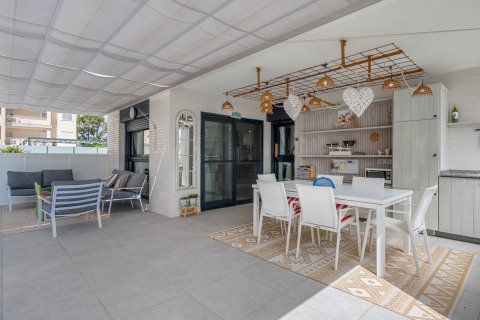Apartamento en Guardamar del Segura, Alicante, España 3 dormitorios, 108 m2 No. 193387