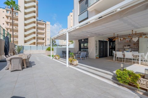 Apartamento en venta en Guardamar del Segura, Alicante, España 3 dormitorios, 108 m2 No. 193387 - foto 3