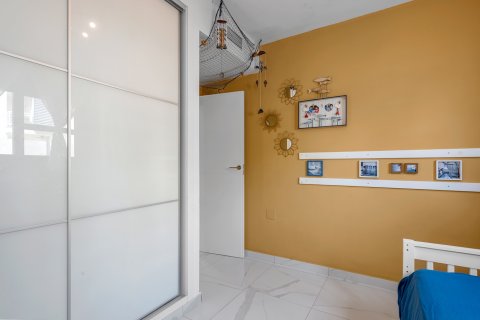 Apartamento en venta en Guardamar del Segura, Alicante, España 3 dormitorios, 108 m2 No. 193387 - foto 29