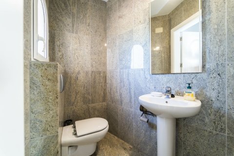 Radhus till salu i Calpe, Alicante, Spanien 6 sovrum, 2600 kvm. Nr. 140347 - foto 21