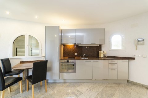 Radhus till salu i Calpe, Alicante, Spanien 6 sovrum, 2600 kvm. Nr. 140347 - foto 6