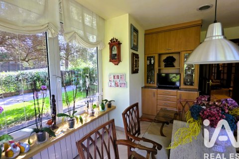 Dom w Sant Cugat Del Valles, Barcelona, Hiszpania 7 sypialni, 690 mkw. nr 188340 – zdjęcie 7