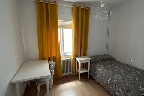 Apartament w Salamanca, Hiszpania 4 sypialnie, 96 mkw. nr 188343 – zdjęcie 7