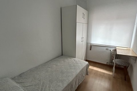 Apartament w Salamanca, Hiszpania 4 sypialnie, 96 mkw. nr 188343 – zdjęcie 4
