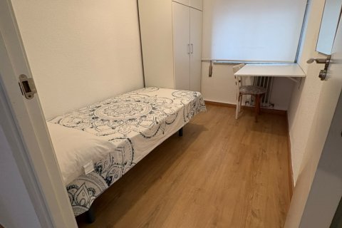 Apartament w Salamanca, Hiszpania 4 sypialnie, 96 mkw. nr 188343 – zdjęcie 16