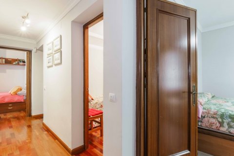 Dzīvoklis pārdošanā Sevilla, Seville, Spānijā 4 istabas, 164 m2 Nr. 119632 - attēls 14
