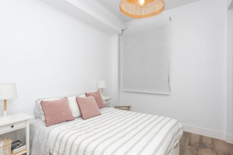 Продажа квартиры Мадрид, Испания 2 спальни, 157м2 №119635 - фото 16