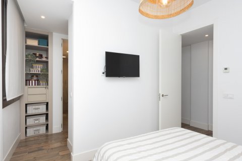 Продажа квартиры Мадрид, Испания 2 спальни, 157м2 №119635 - фото 19