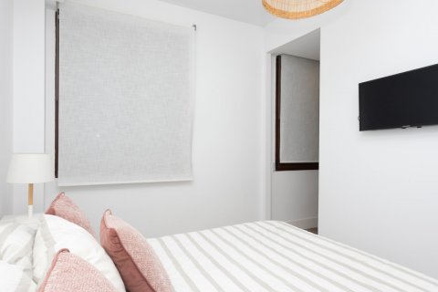 Продажа квартиры Мадрид, Испания 2 спальни, 157м2 №119635 - фото 18