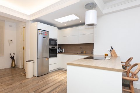 Продажа квартиры Мадрид, Испания 2 спальни, 157м2 №119635 - фото 8