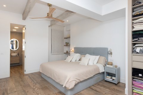 Продажа квартиры Мадрид, Испания 2 спальни, 157м2 №119635 - фото 26