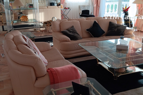 Huvila myytävänä Chayofa, Tenerife, Espanja, 3 makuuhuonetta, 214 m2 No. 147720 - kuva 5