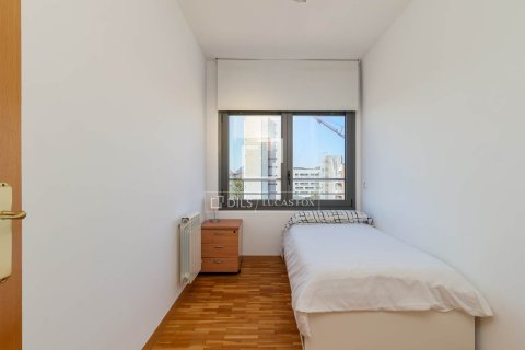 Huoneisto vuokrattavana Barcelona, Espanja, 4 makuuhuonetta, 86 m2 No. 192863 - kuva 24