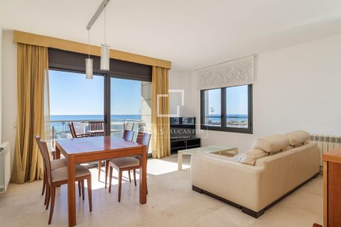 Huoneisto vuokrattavana Barcelona, Espanja, 4 makuuhuonetta, 86 m2 No. 192863 - kuva 3