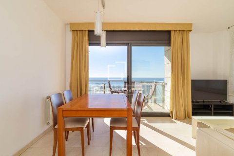 Huoneisto vuokrattavana Barcelona, Espanja, 4 makuuhuonetta, 86 m2 No. 192863 - kuva 4