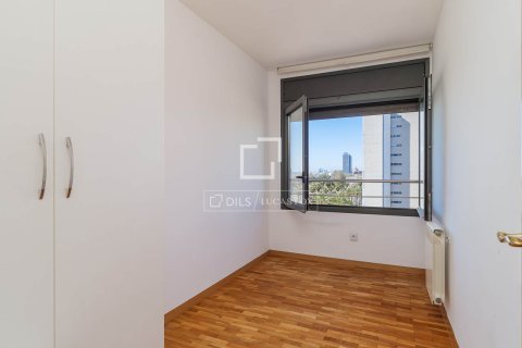 Huoneisto vuokrattavana Barcelona, Espanja, 4 makuuhuonetta, 86 m2 No. 192863 - kuva 26