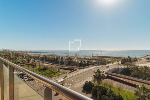 Huoneisto vuokrattavana Barcelona, Espanja, 4 makuuhuonetta, 86 m2 No. 192863 - kuva 12