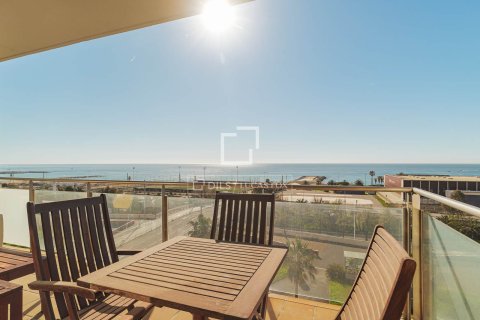Huoneisto Barcelona, Espanja 4 makuuhuonetta, 86 m2 No. 192863
