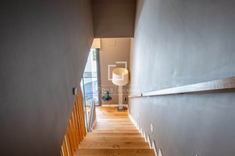 Huvila vuokrattavana Esplugues de Llobregat, Barcelona, Espanja, 3 makuuhuonetta, 280 m2 No. 192862 - kuva 3