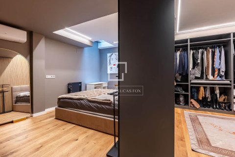 Huvila vuokrattavana Esplugues de Llobregat, Barcelona, Espanja, 3 makuuhuonetta, 280 m2 No. 192862 - kuva 17