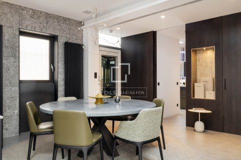 Huoneisto vuokrattavana Barcelona, Espanja, 2 makuuhuonetta, 150 m2 No. 192864 - kuva 11