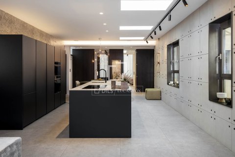 Huoneisto vuokrattavana Barcelona, Espanja, 2 makuuhuonetta, 150 m2 No. 192864 - kuva 9