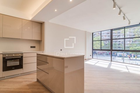 Huoneisto vuokrattavana Barcelona, Espanja, 5 makuuhuonetta, 225 m2 No. 192866 - kuva 27