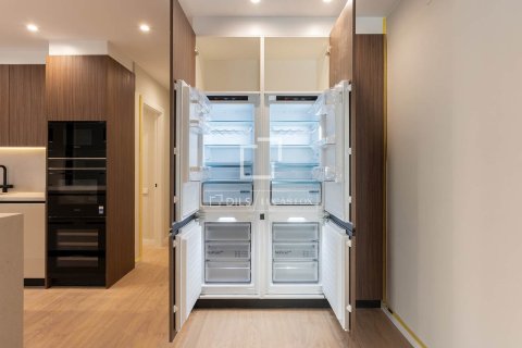 Huoneisto vuokrattavana Barcelona, Espanja, 5 makuuhuonetta, 230 m2 No. 192860 - kuva 8