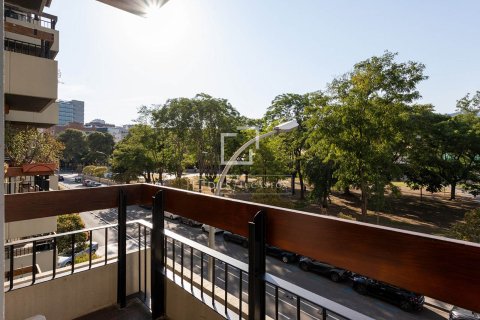 Huoneisto vuokrattavana Barcelona, Espanja, 5 makuuhuonetta, 230 m2 No. 192860 - kuva 30