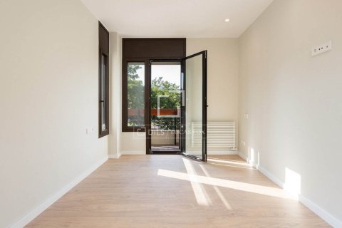 Huoneisto vuokrattavana Barcelona, Espanja, 5 makuuhuonetta, 230 m2 No. 192860 - kuva 29