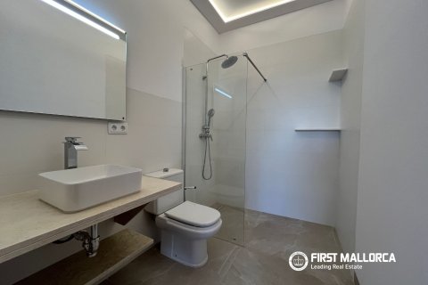 Townhouse for rent in Consell, Mallorca, Spain 3 bedrooms, 169 sq.m. No. 193101 - photo 13