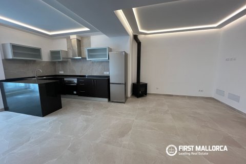 Townhouse for rent in Consell, Mallorca, Spain 3 bedrooms, 169 sq.m. No. 193101 - photo 4