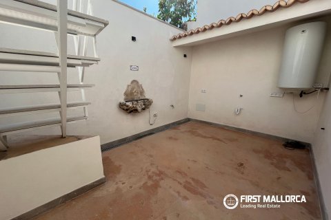Townhouse for rent in Consell, Mallorca, Spain 3 bedrooms, 169 sq.m. No. 193101 - photo 8
