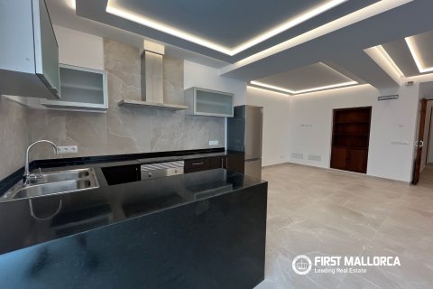 Townhouse for rent in Consell, Mallorca, Spain 3 bedrooms, 169 sq.m. No. 193101 - photo 2