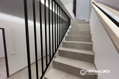 Townhouse for rent in Consell, Mallorca, Spain 3 bedrooms, 169 sq.m. No. 193101 - photo 12