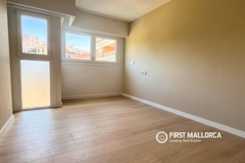 Apartment for rent in Palma de Majorca, Mallorca, Spain 3 bedrooms, 159 sq.m. No. 193097 - photo 15