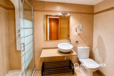 Apartment for rent in Palma de Majorca, Mallorca, Spain 2 bedrooms, 90 sq.m. No. 193098 - photo 8