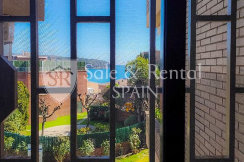 Apartment for sale in Lloret de Mar, Girona, Spain 2 bedrooms, 95 sq.m. No. 172014 - photo 16