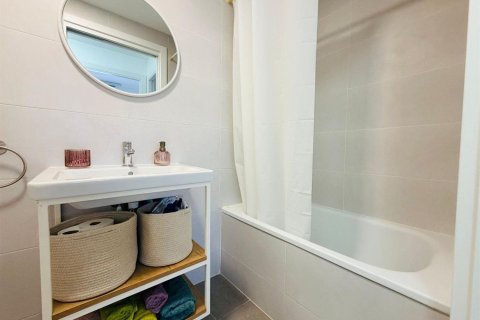 Apartment for sale in Calafell, Tarragona, Spain 3 bedrooms, 124 sq.m. No. 172012 - photo 12