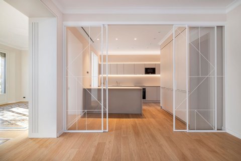 Lägenhet till salu i Barcelona, Spanien 3 sovrum, 183 kvm. Nr. 160773 - foto 9