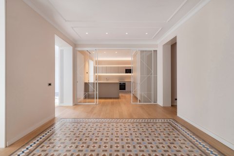 Lägenhet till salu i Barcelona, Spanien 3 sovrum, 183 kvm. Nr. 160773 - foto 7