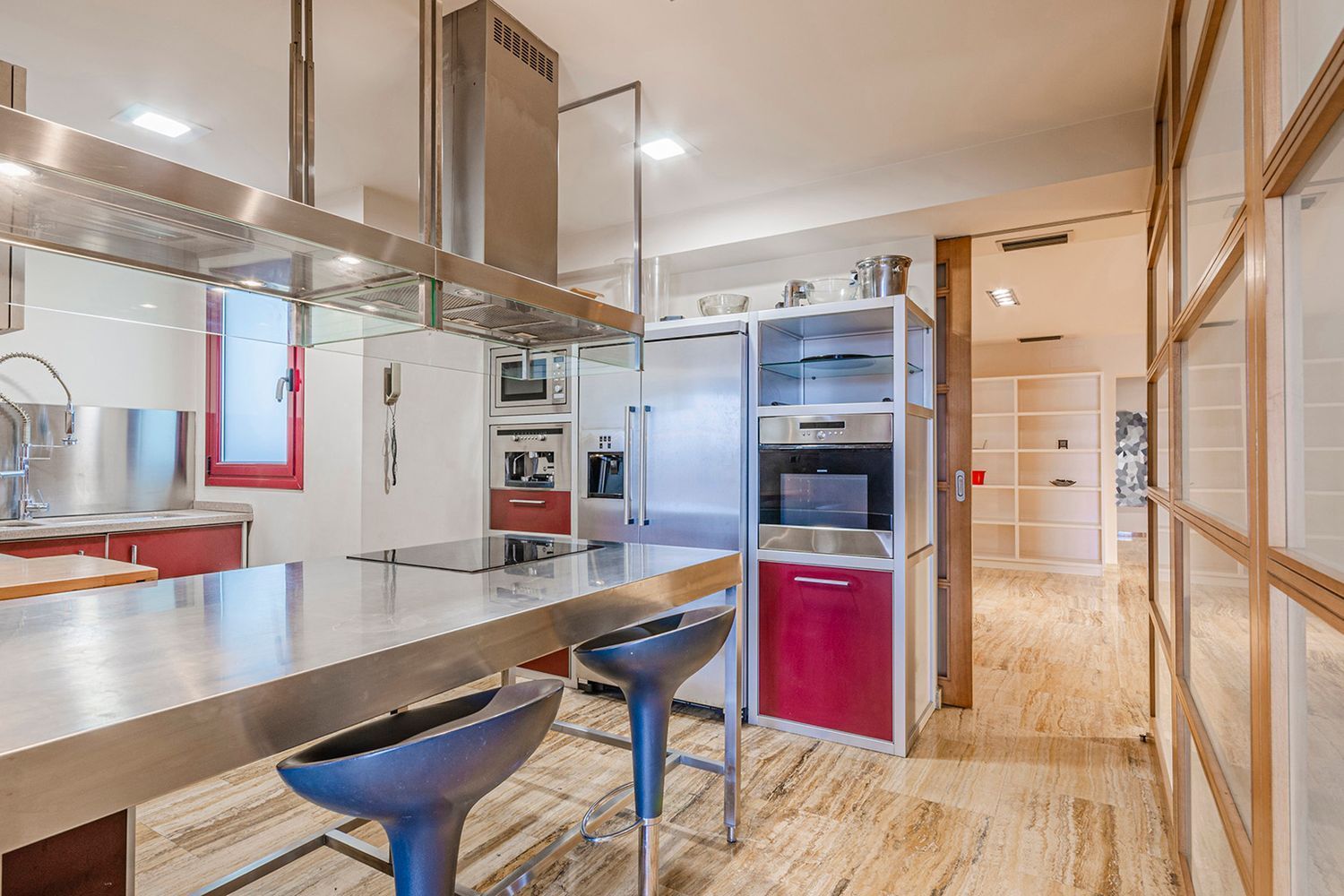 Apartamento en Barcelona, España 3 dormitorios, 221 m2 No. 160772