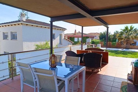 Talo myytävänä Calafell, Tarragona, Espanja, 4 makuuhuonetta, 275 m2 No. 160769 - kuva 19