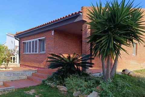 Talo myytävänä Calafell, Tarragona, Espanja, 4 makuuhuonetta, 275 m2 No. 160769 - kuva 6