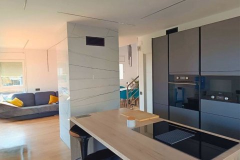 Talo myytävänä Calafell, Tarragona, Espanja, 4 makuuhuonetta, 275 m2 No. 160769 - kuva 23