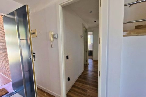 Talo myytävänä Calafell, Tarragona, Espanja, 4 makuuhuonetta, 275 m2 No. 160769 - kuva 9