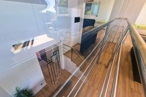 Talo myytävänä Calafell, Tarragona, Espanja, 4 makuuhuonetta, 275 m2 No. 160769 - kuva 10